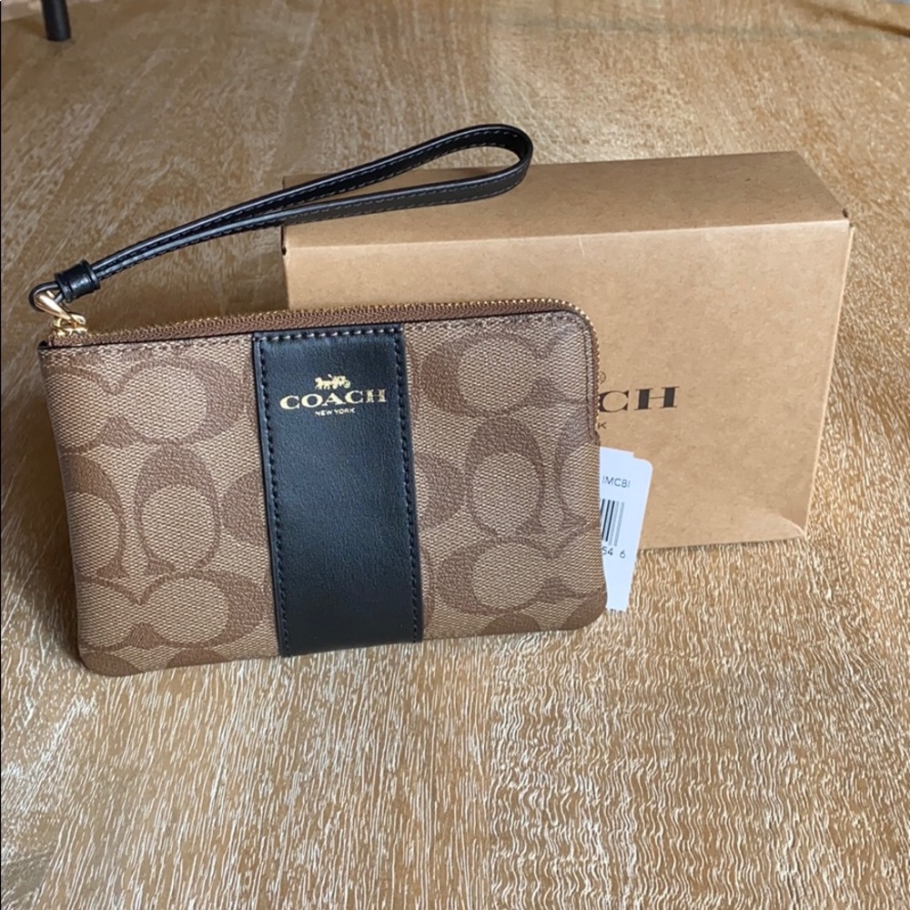 Coach Corner Zip Wristlet